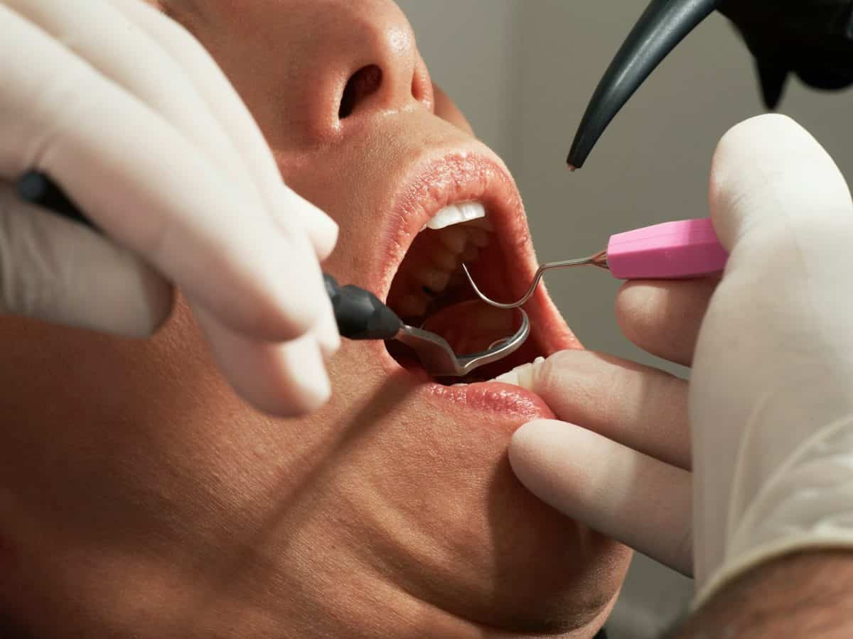 Dentista